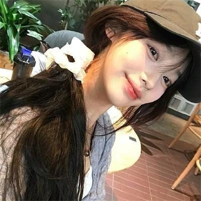 幽灵与未亡人